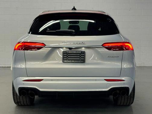 2023 Maserati Grecale Modena