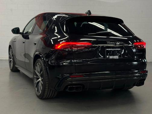 2023 Maserati Grecale Trofeo