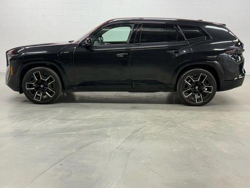 2025 BMW XM Sport Utility 4D