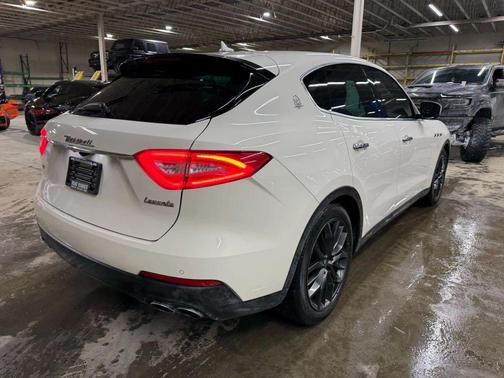 2018 Maserati Levante Base