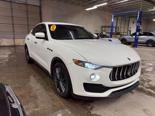 2018 Maserati Levante Base