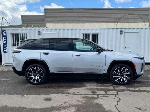 2025 Jeep Wagoneer S Limited