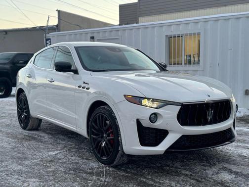 2024 Maserati Levante Modena Ultima