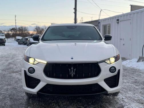 2024 Maserati Levante Modena Ultima