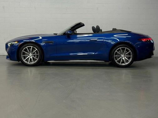 2023 Mercedes-Benz AMG SL 43 Base