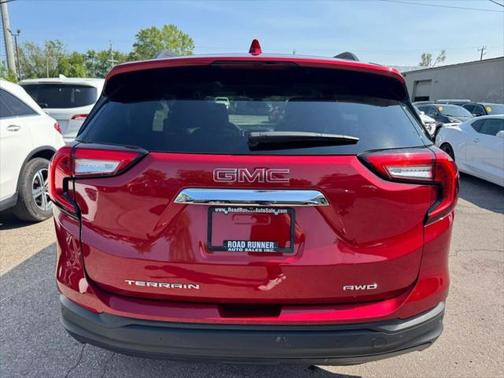 2022 GMC Terrain SLE