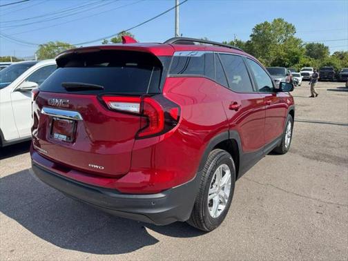2022 GMC Terrain SLE