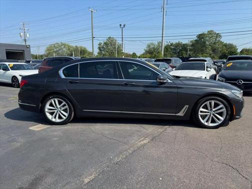 2017 BMW 750 i xDrive