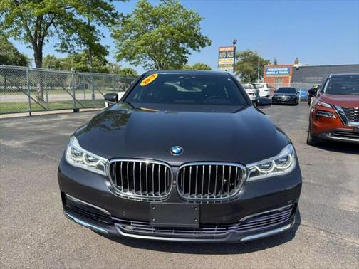 2017 BMW 750 i xDrive