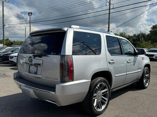 Radiant Silver Metallic 2012 Cadillac Escalade Premium