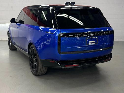 2025 Land Rover Range Rover P530 Autobiography LWB Sport Utility 4D