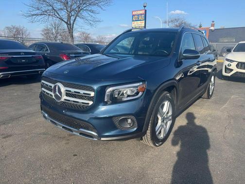 BLUE 2021 Mercedes-Benz GLB 250 4MATIC