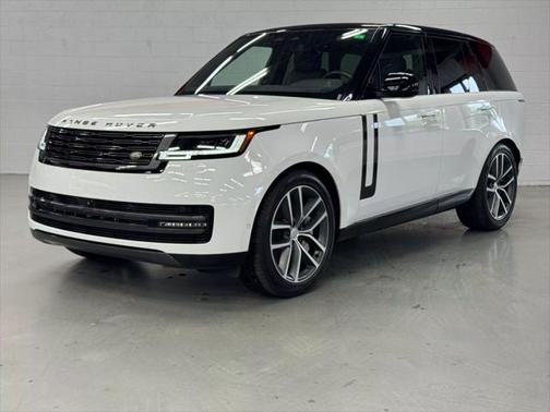 2024 Land Rover Range Rover P530 SE
