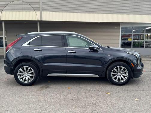 2023 Cadillac XT4 Sport