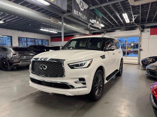 2023 INFINITI QX80 SENSORY AWD