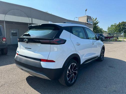 2022 Chevrolet Bolt EUV FWD Premier
