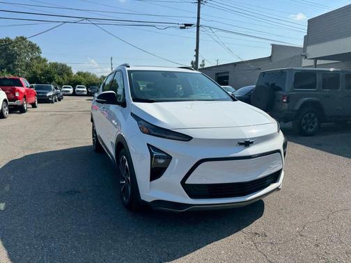 2022 Chevrolet Bolt EUV FWD Premier