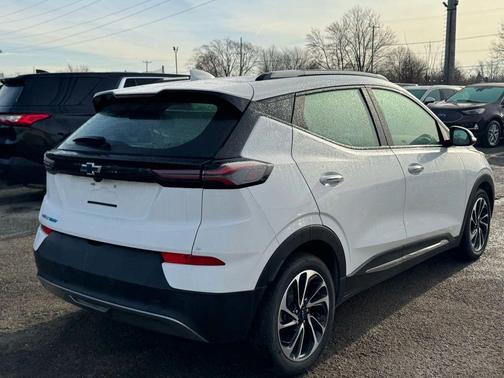 2022 Chevrolet Bolt EUV FWD Premier