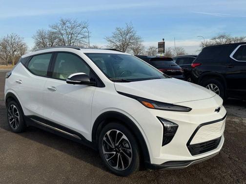 2022 Chevrolet Bolt EUV FWD Premier