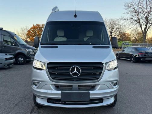 2022 Mercedes-Benz Sprinter 2500 Standard Roof