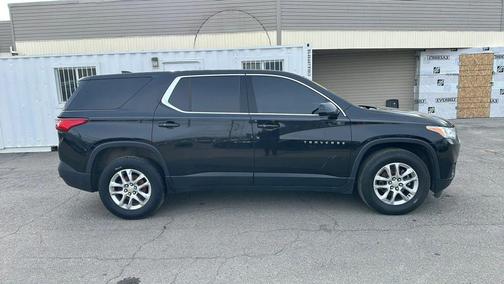Mosaic Black Metallic 2019 Chevrolet Traverse LS