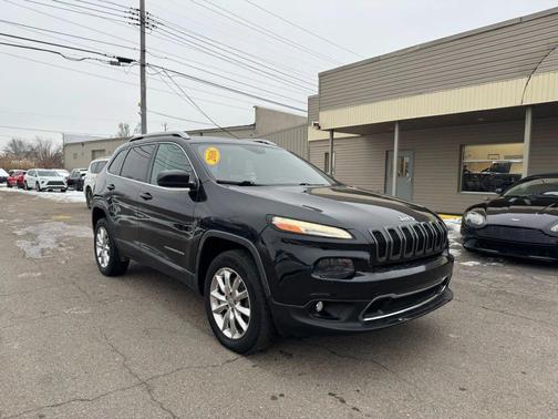 2016 Jeep Cherokee Sport