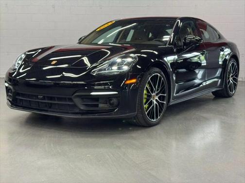 2023 Porsche Panamera E-Hybrid 4S