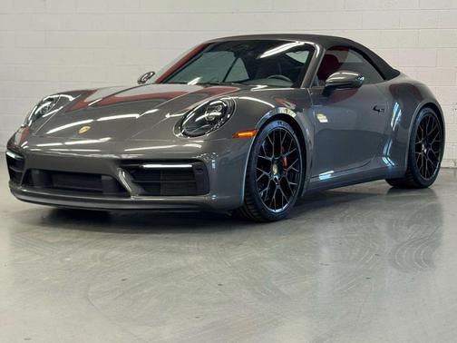 2022 Porsche 911 Carrera GTS