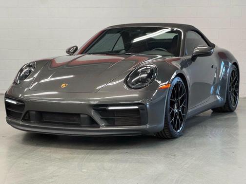 2022 Porsche 911 Carrera GTS