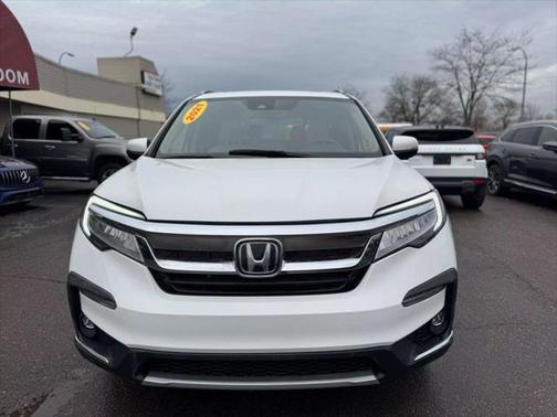2021 Honda Pilot Touring 8-Passenger