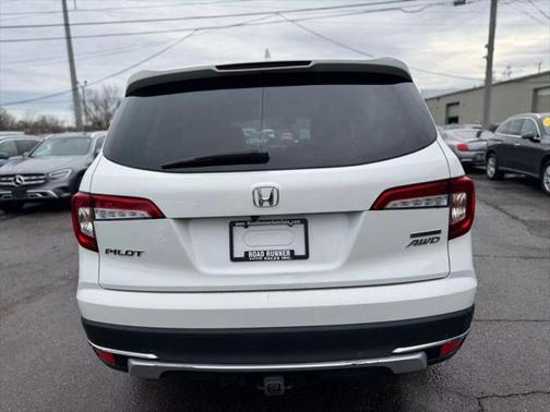 2021 Honda Pilot Touring 8-Passenger