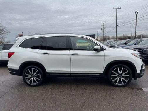 2021 Honda Pilot Touring 8-Passenger