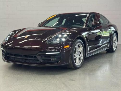 2022 Porsche Panamera 4