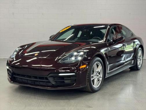 2022 Porsche Panamera 4