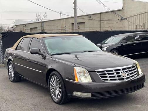 2008 Cadillac DTS Base