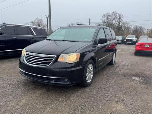 2015 Chrysler Town & Country Touring