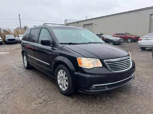 2015 Chrysler Town & Country Touring
