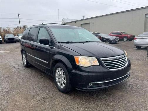 2015 Chrysler Town & Country Touring