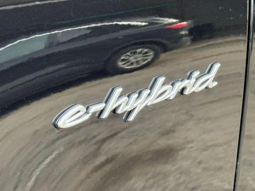 BLACK 2024 Porsche Cayenne Cayenne Turbo E-Hybrid