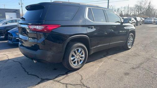 2021 Chevrolet Traverse LT Cloth