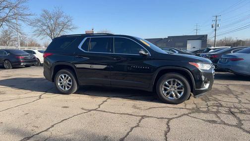 2021 Chevrolet Traverse LT Cloth