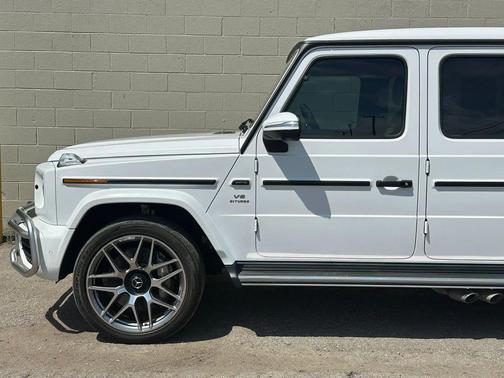 WHITE 2024 Mercedes-Benz AMG G 63 4MATIC
