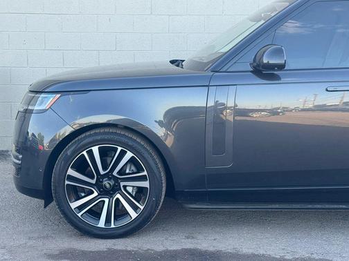GRAY 2023 Land Rover Range Rover P400 SE