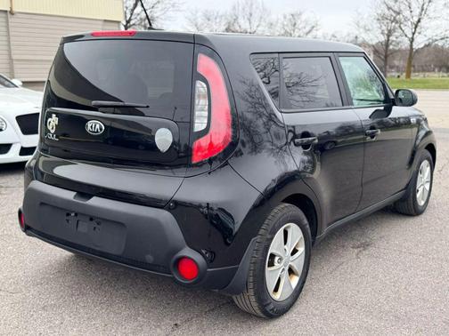 2016 Kia Soul Base