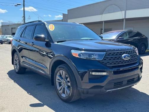 Agate Black Metallic 2022 Ford Explorer XLT