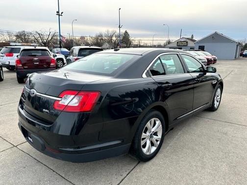 2012 Ford Taurus SEL