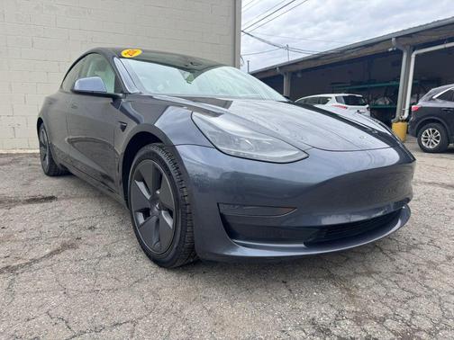 GRAY 2021 Tesla Model 3 Standard Range Plus