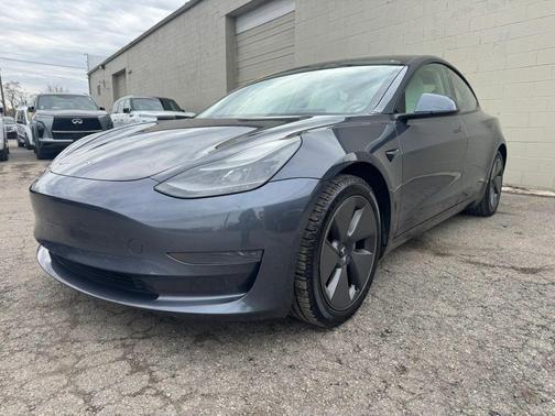 GRAY 2021 Tesla Model 3 Standard Range Plus