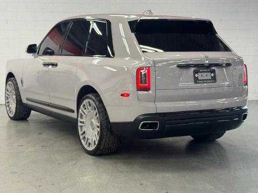 2022 Rolls-Royce Cullinan Sport Utility