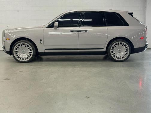 2022 Rolls-Royce Cullinan Sport Utility